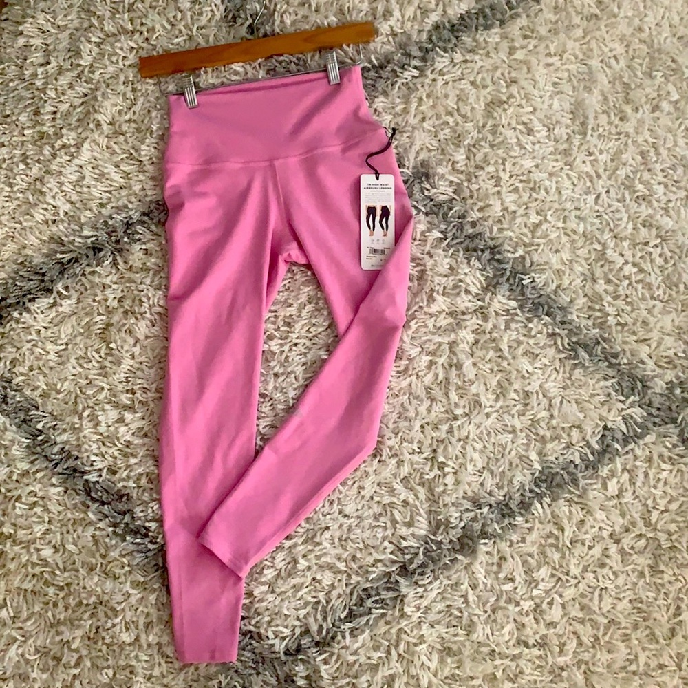 ALO 7/8th high waisted airbrush leggings